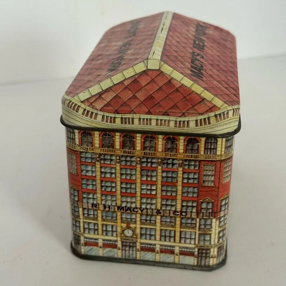 vintage R.H. Macy's & Company New York advertising tin EMPTY